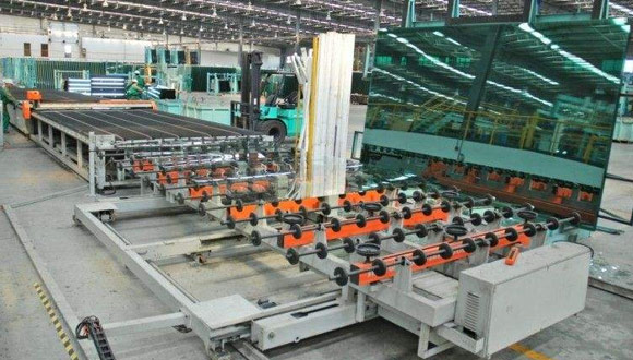 中国多宝产业目前依然是一个外向型的产业 中国多宝产业目前依然是一个外向型的产业